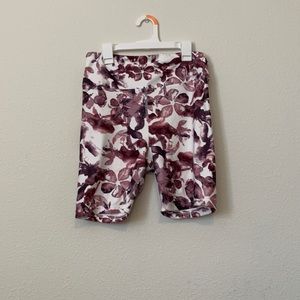 Biker shorts women’s athletic wear